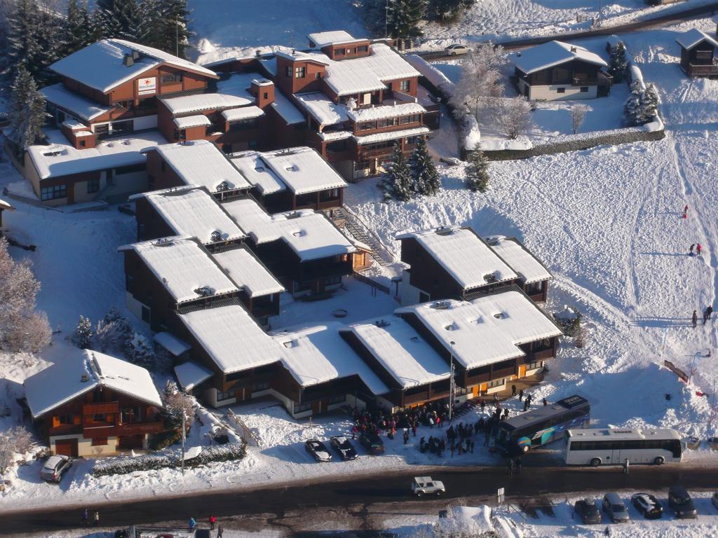 Village De Vacances Les Flocons Verts Les Carroz d'Araches Eksteriør billede